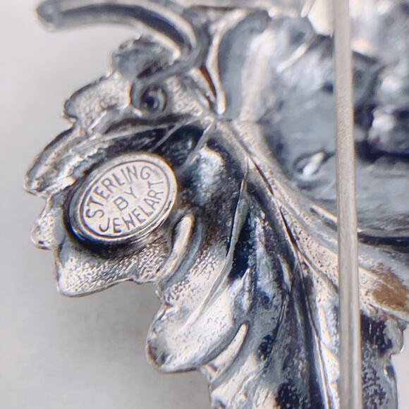 VTG Signed Jewelart Sterling Silver Grapes and Leaf Brooch 40s 50s Nature Pin - Picture 5 of 7